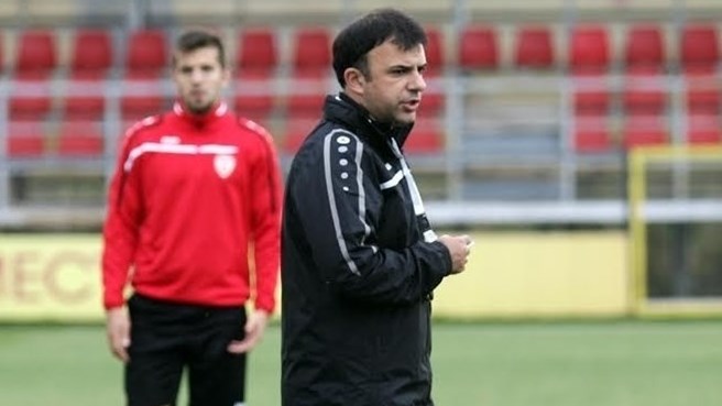 Il ct della Macedonia Angelovski: “Il calcio così perde il suo senso”