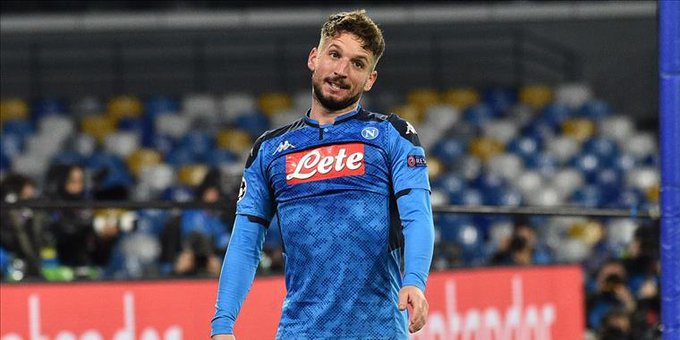 Mertens stringe i denti in vista di stasera, con lui Callejon