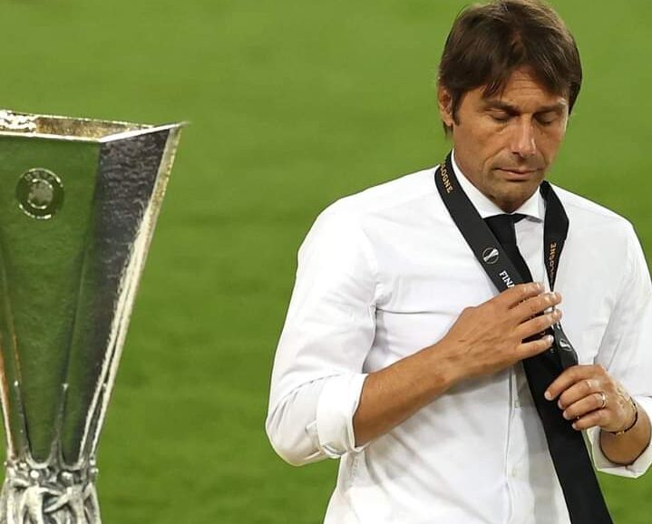 L’amarezza di Conte: “Presto chiariremo futuro, con o senza di me”