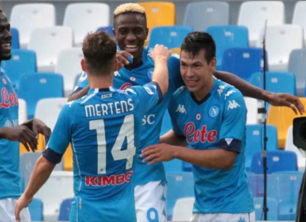 Napoli-AZ si gioca: nuovi tamponi per gli olandesi