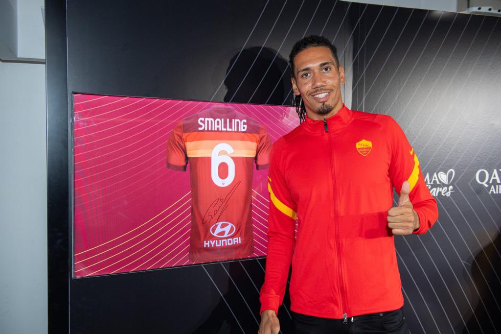 Smalling riabbraccia Roma, partita a carte in un bar dell’EUR