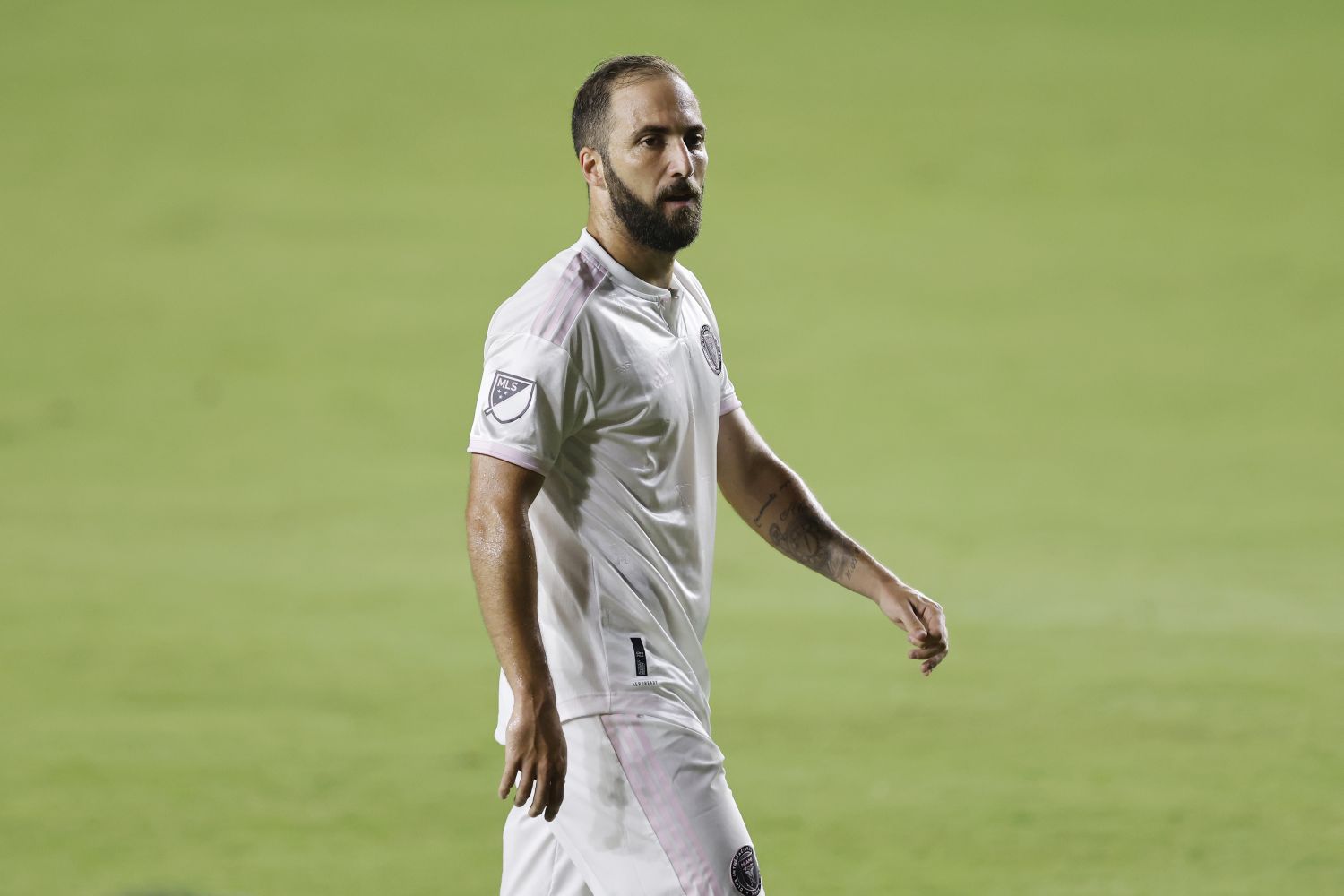 Higuaín, messaggio a Maradona: “Gli sarò grato per sempre”