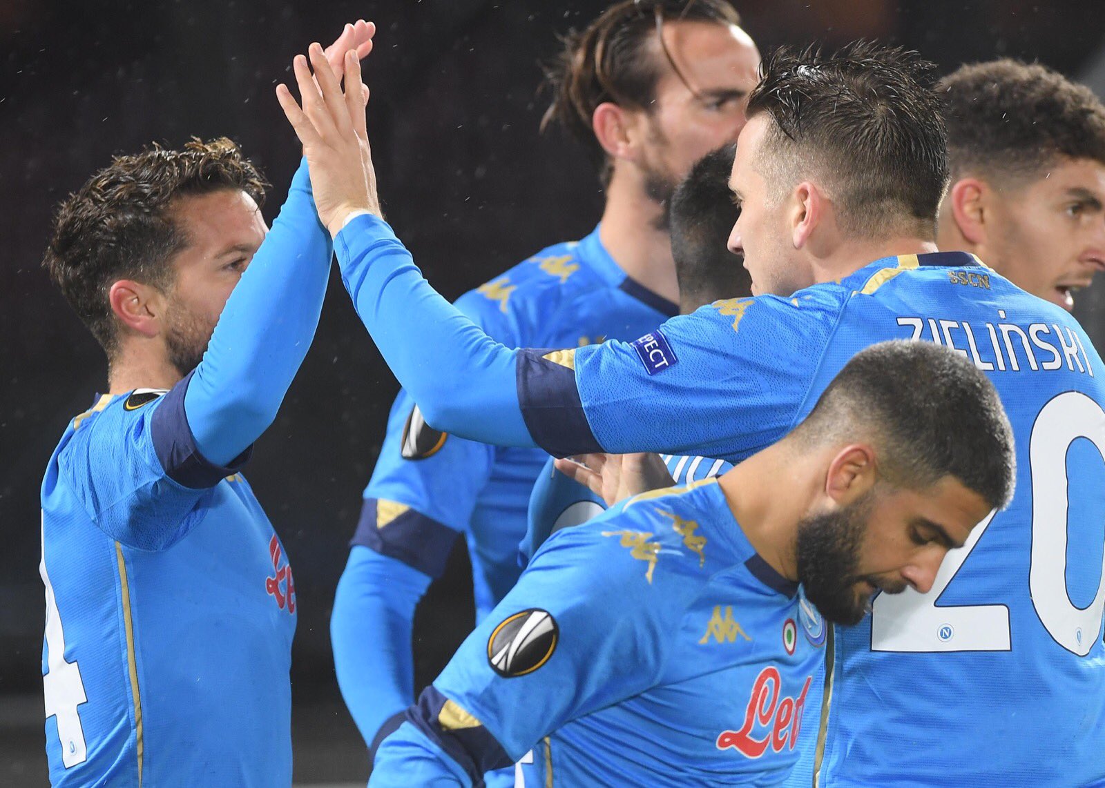 Napoli, sesta sconfitta nell’andata di EL. Precedenti negativi agli azzurri