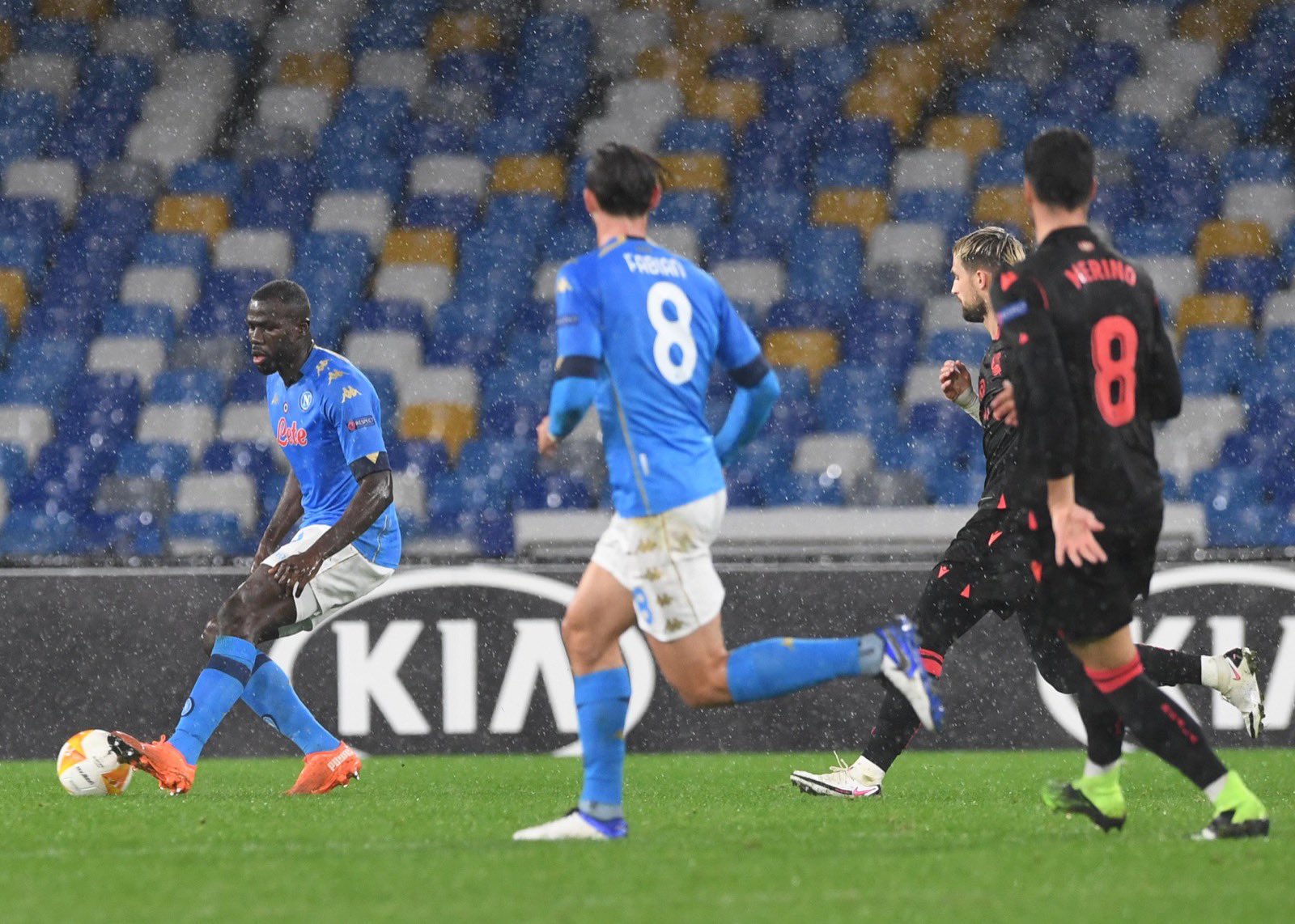 Koulibaly: “Qualificati e primi, perfetto”