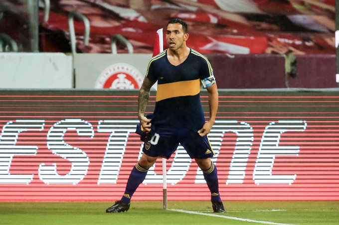 Tevez ricorda Diego: “Sarai eterno”