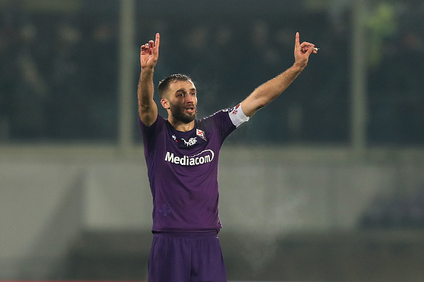 Fiorentina, nessuna lesione per Pezzella: può esserci contro il Napoli