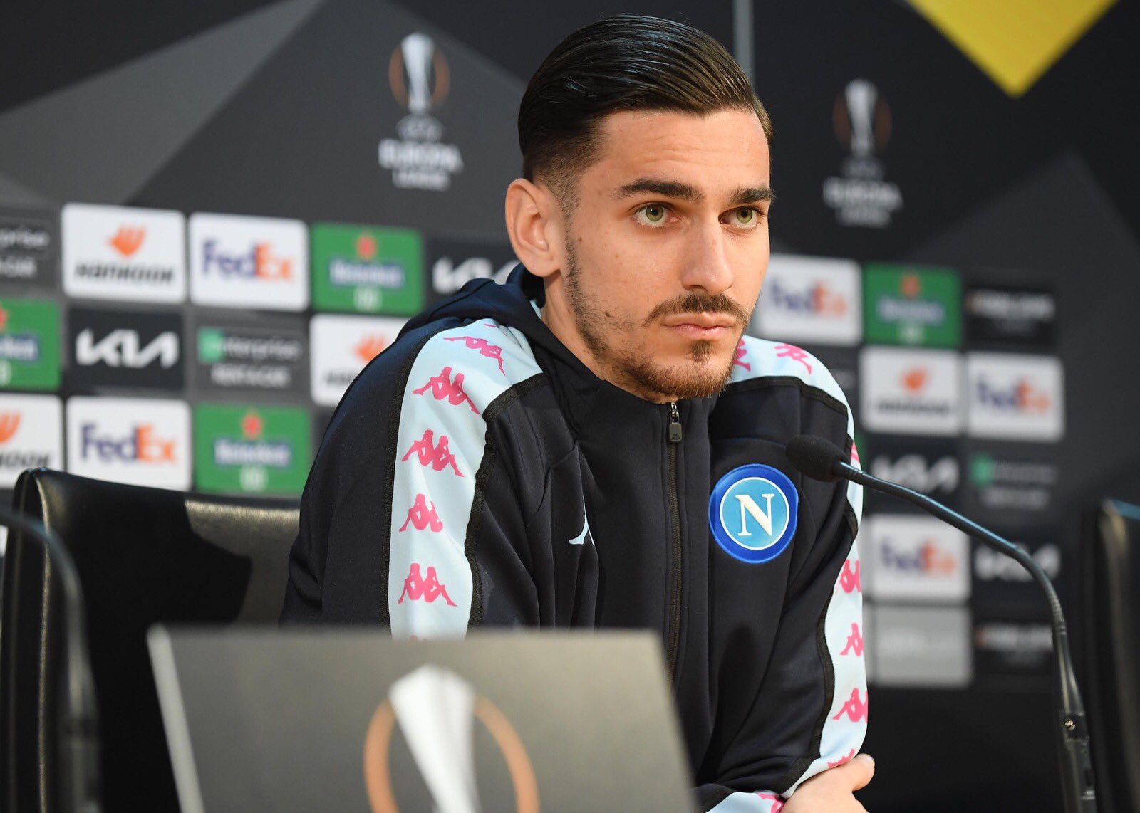 Meret: “Momento difficile, ma crediamo alla qualificazione”