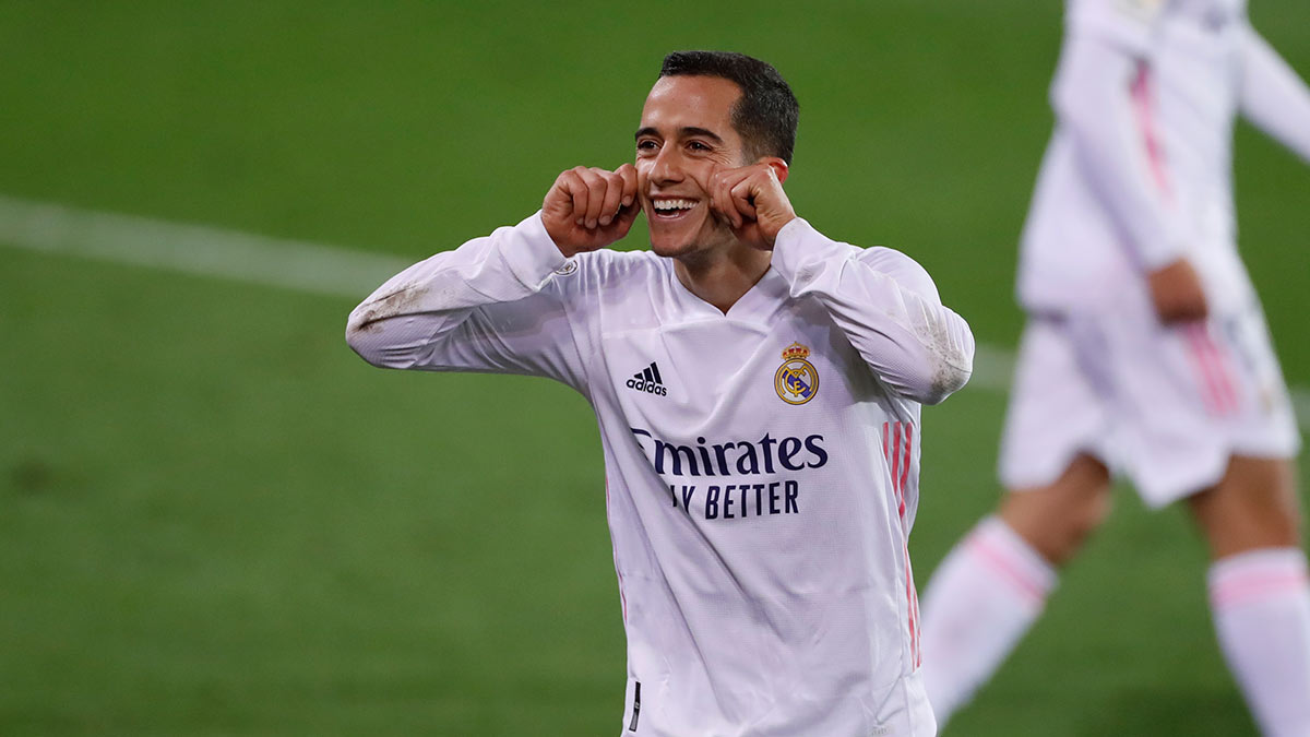 Real, l’ex presidente: “Lucas Vazquez farebbe bene al Napoli”