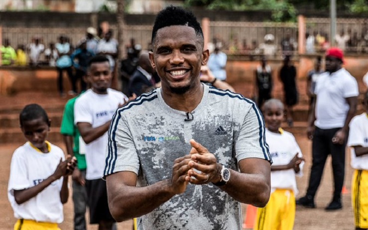 Covid, Eto’o dona 10 ambulanze al Camerun