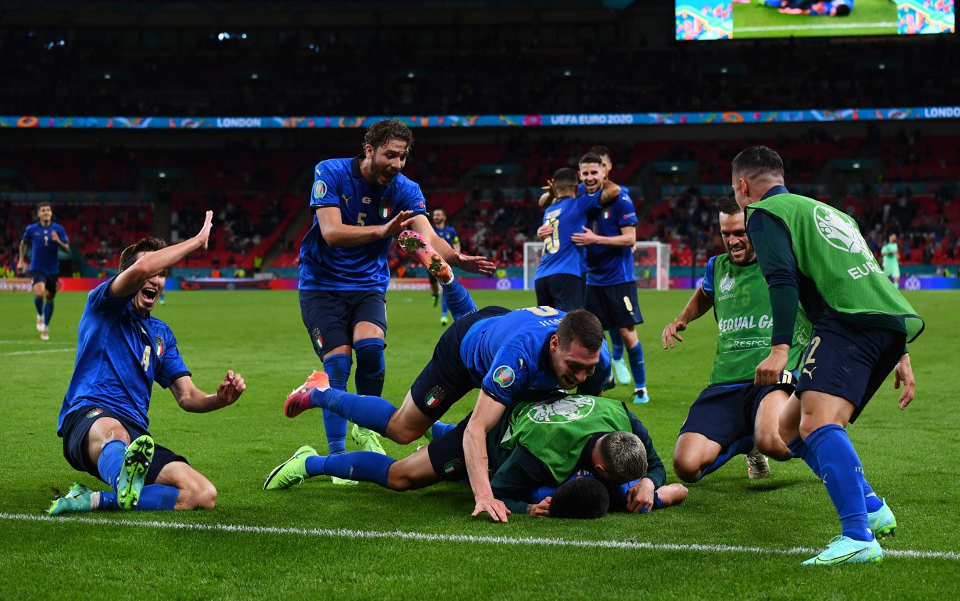 Euro2020, l’Italia soffre ma va ai quarti: 2-1 all’Austria