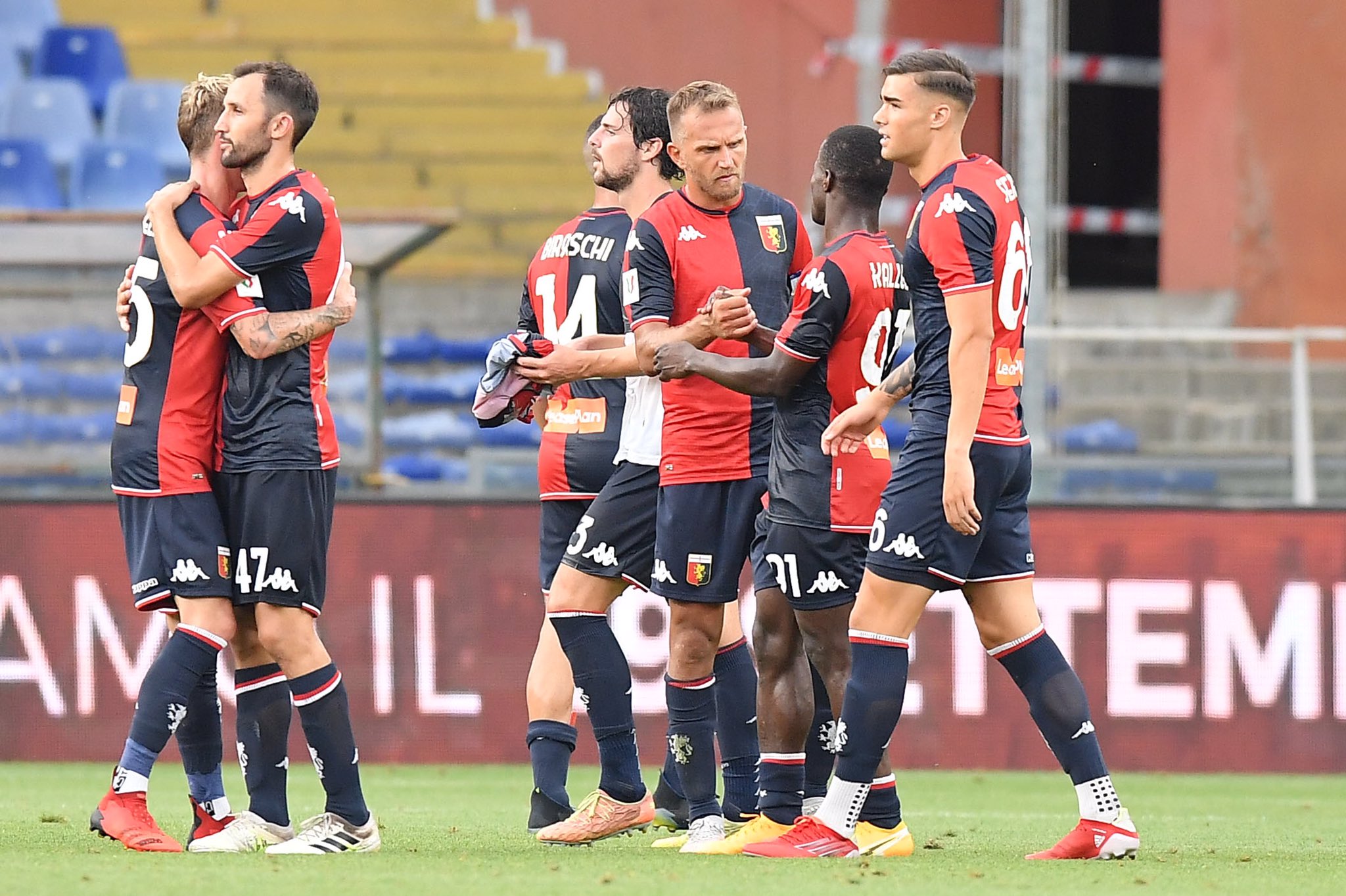 Coppa Italia, passano il turno Genoa e Spezia