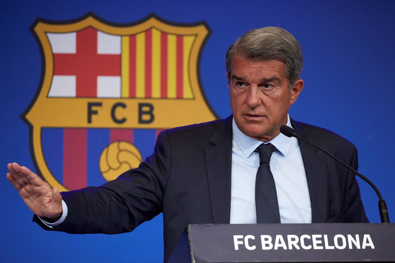 Barça, Laporta: “Situazione difficile, paghiamo la vecchia gestione”