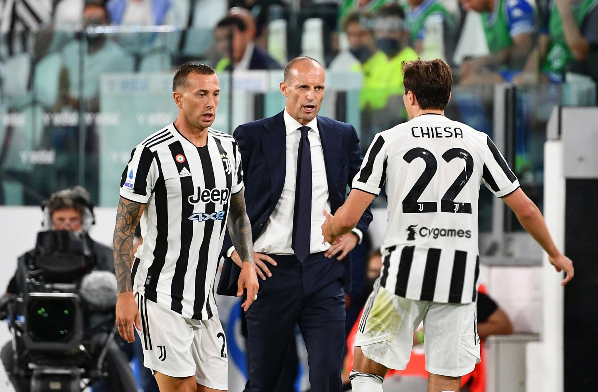 Juventus, sempre più probabile l’ipotesi 3-5-2 contro il Napoli