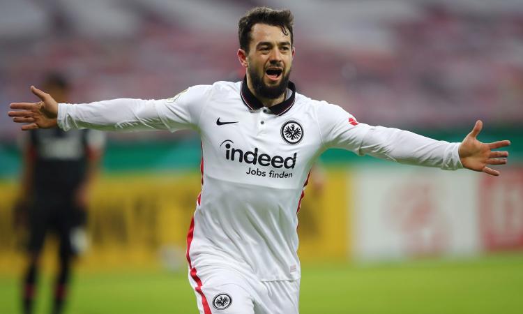 Eintracht, Younes finisce fuori rosa: si cerca una soluzione