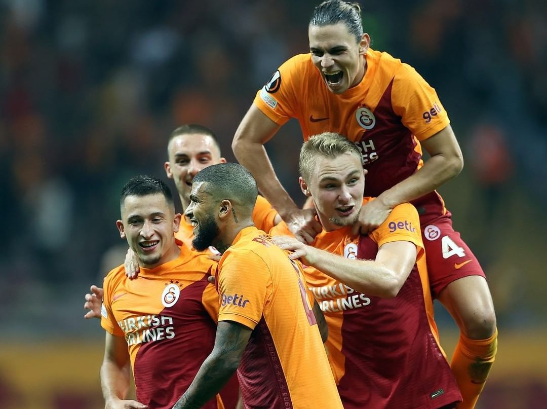Europa League, i risultati delle 19.00: Lazio KO a Istanbul