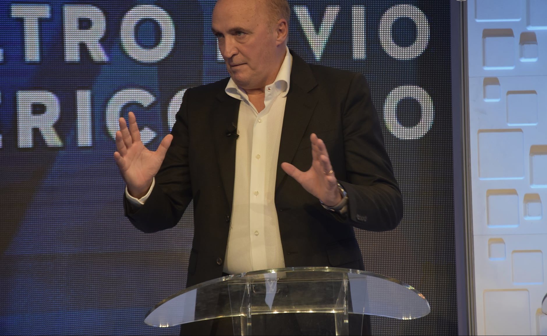 Renica: “La difesa è il punto debole del Napoli”