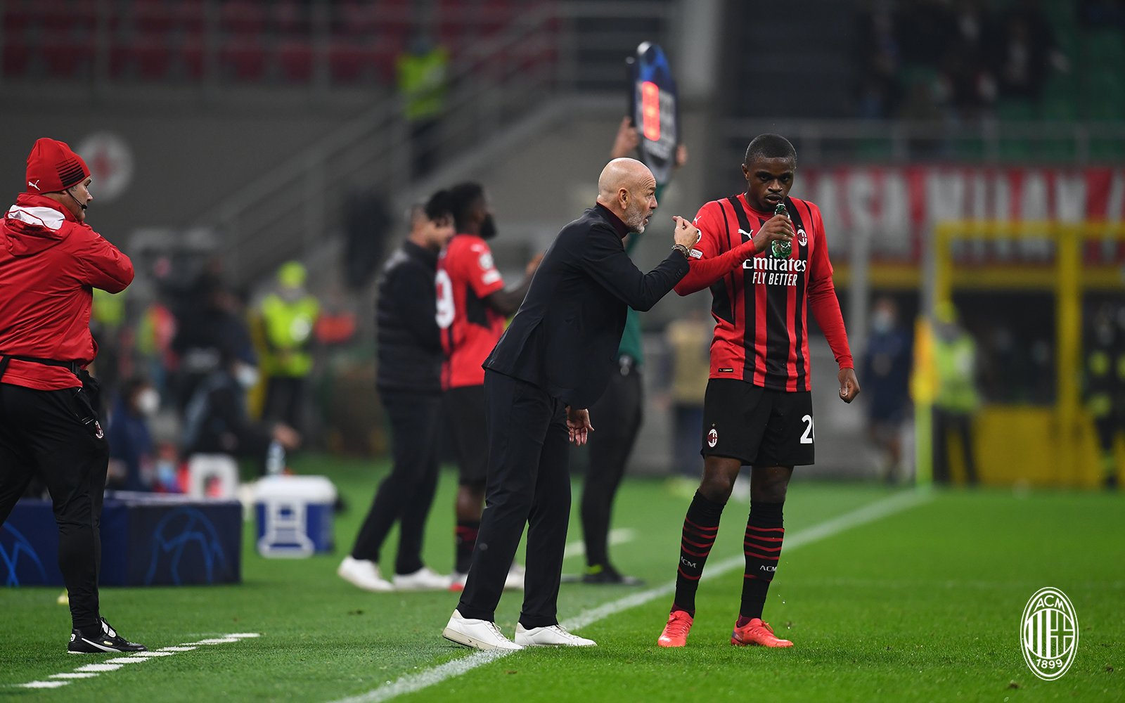 Milan-Porto 1-1, qualificazione compromessa per Pioli