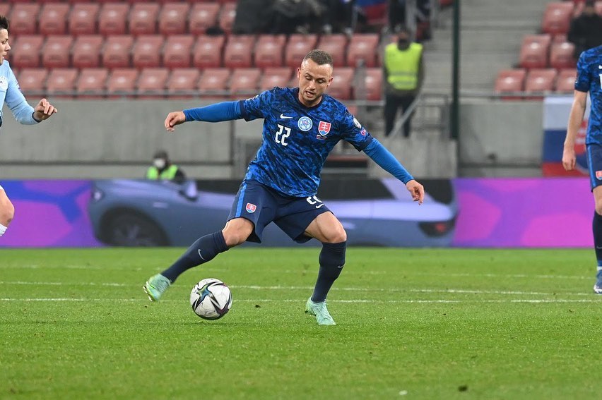 stanleylobotka37_20211114_1
