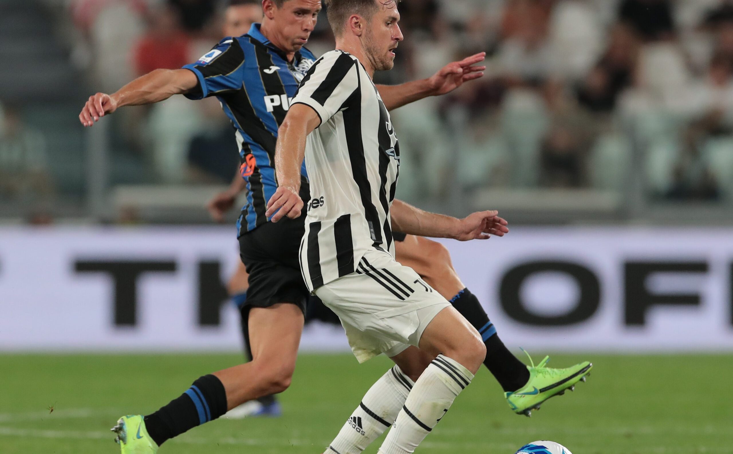 Juventus, anche Ramsey saluta: prestito ai Glasgow Rangers