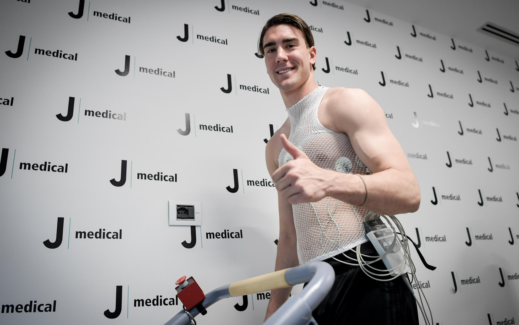 vlahovic_juve_24