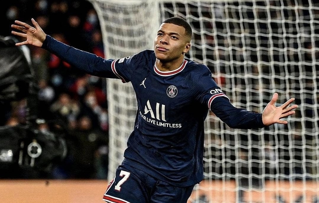 Champions League: Mbappé regala il successo al PSG, il City ne fa 5 allo Sporting