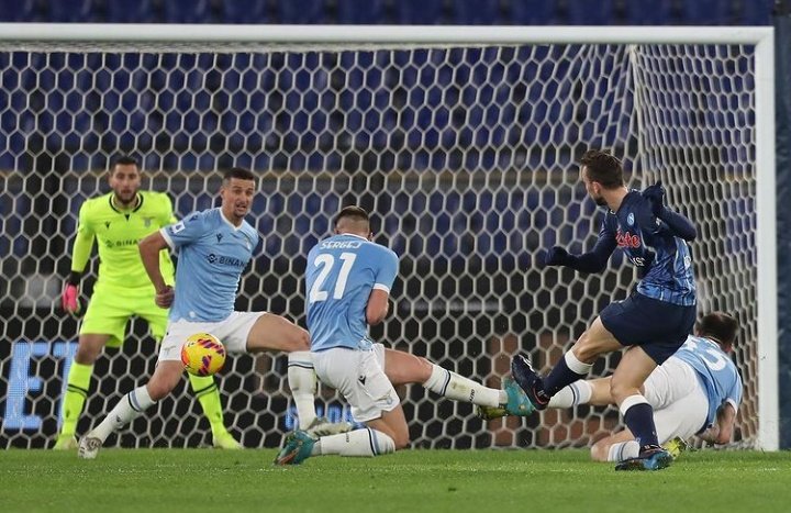 Fabian, piede caldissimo: da fuori area solo un altro calciatore come lui