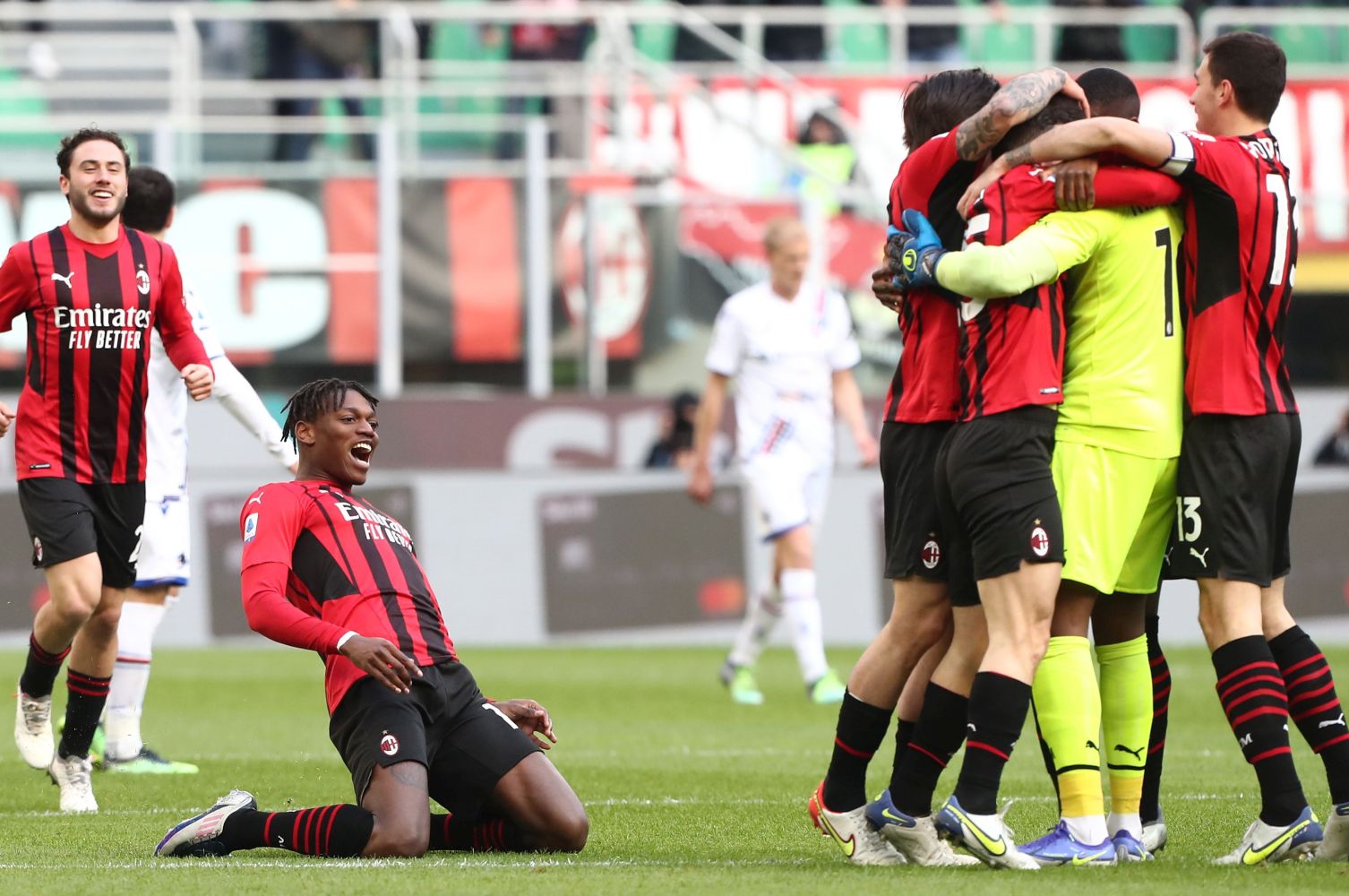 Leao verso la Premier: il Milan non riuscirà a trattenerlo