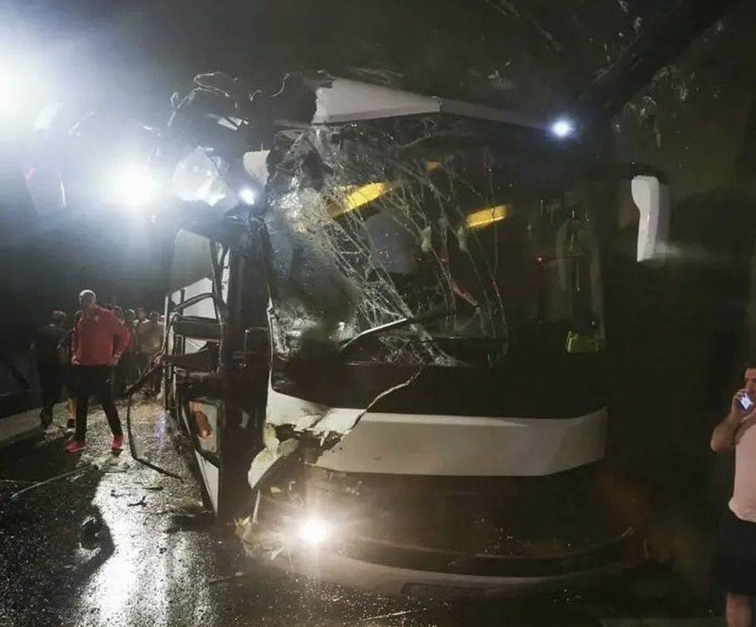 Nations League, tragedia sfiorata: si schianta bus della Bulgaria in Georgia
