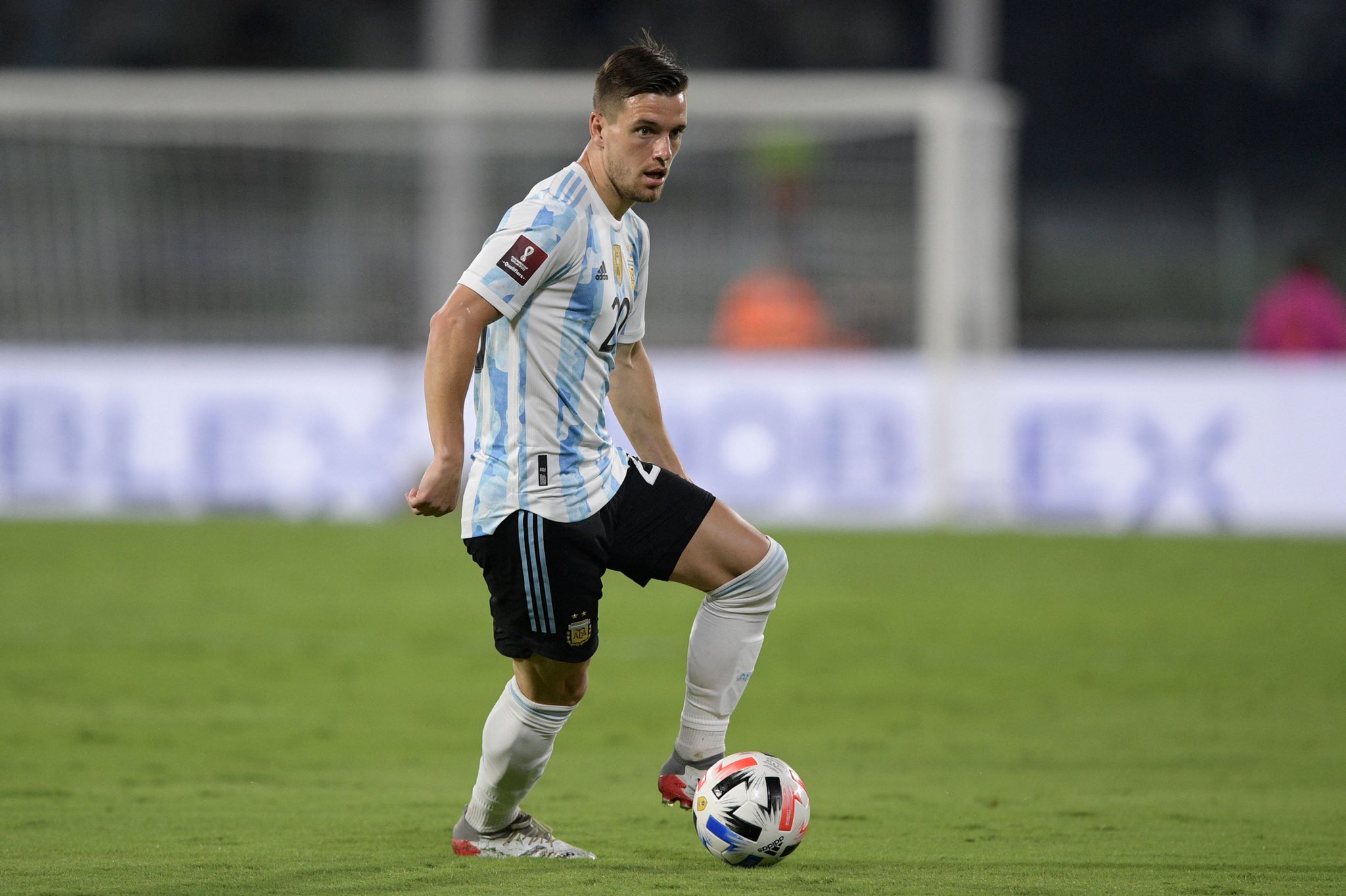 Napoli su Lo Celso se parte Zielinski?
