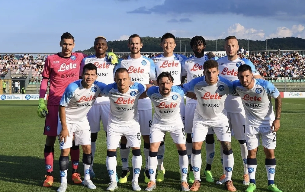 LIVE Napoli-Girona 3-1 (27′ Aut. David Lopez, 56′ Castellanos, 77′ Petagna, 80′ rig. Kvaratskhelia): Vittoria per gli azzurri!