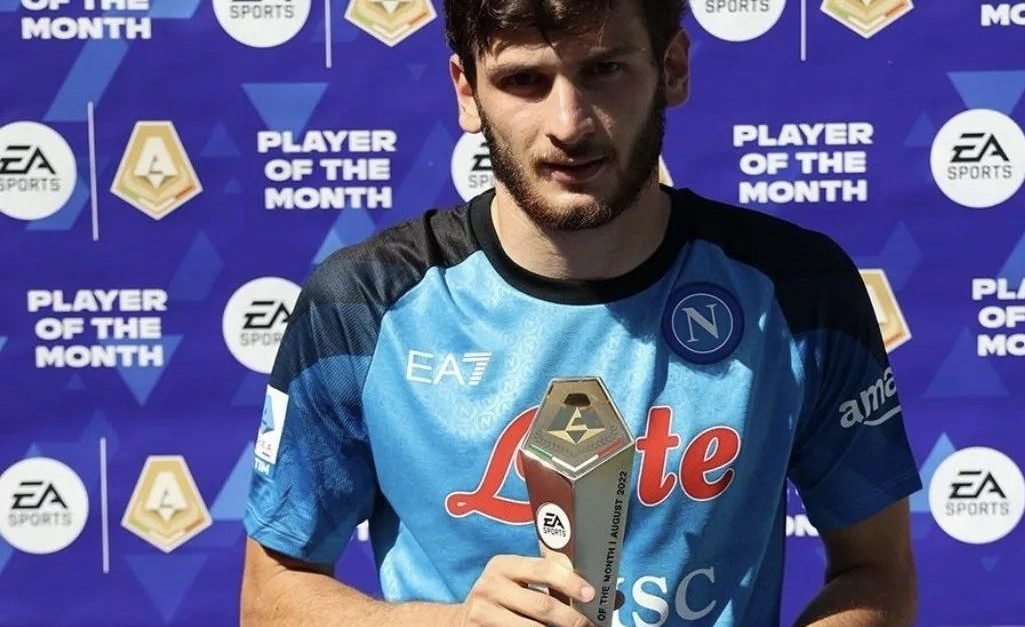 Kvaratskhelia premiato come ‘Giocatore del Mese’ in Serie A
