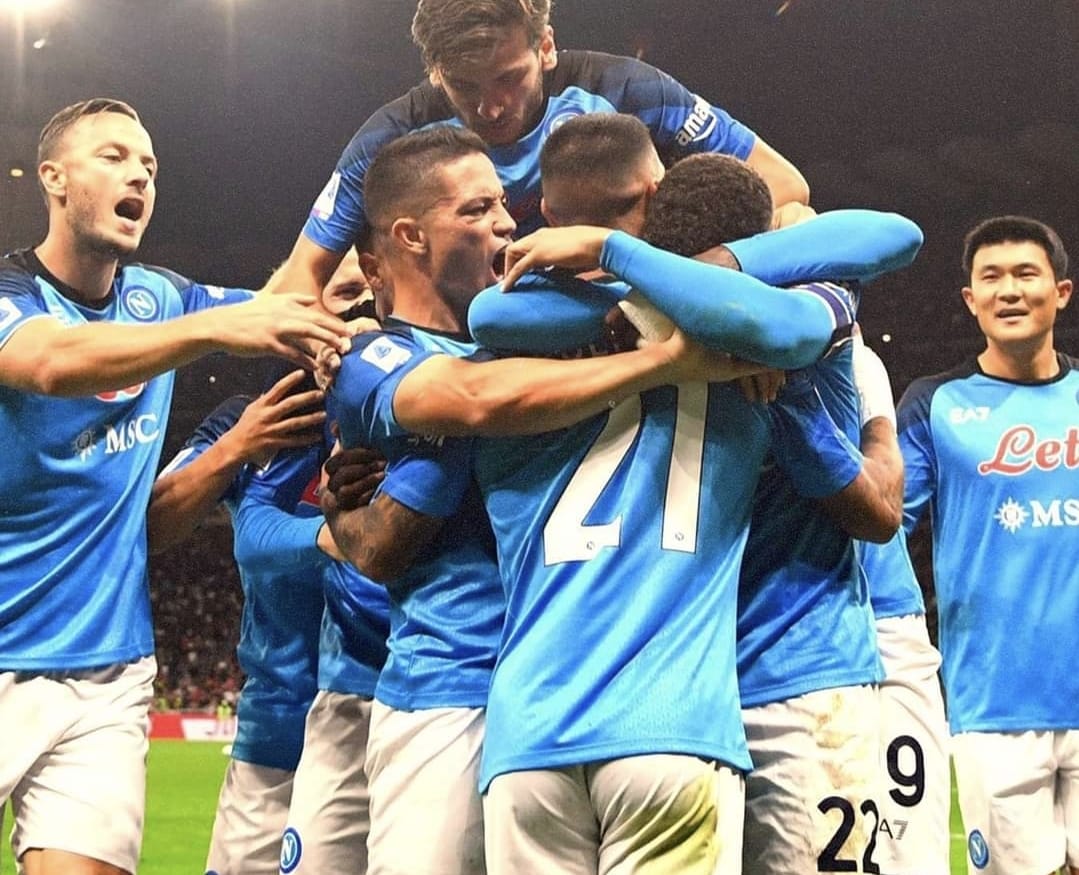 Record Napoli: 8° gol di testa del Napoli in campionato