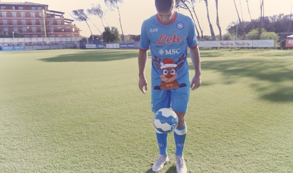 Ecco le maglie che indosserà il Napoli nelle amichevoli di dicembre – FOTO