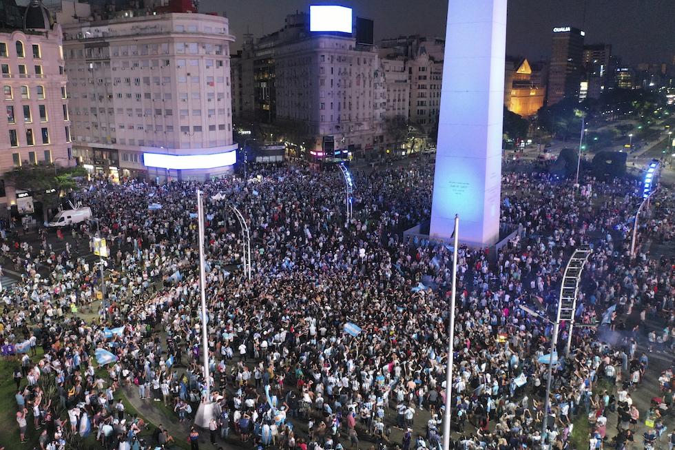 Grande festa in Argentina per il trionfo Mondiale – VIDEO