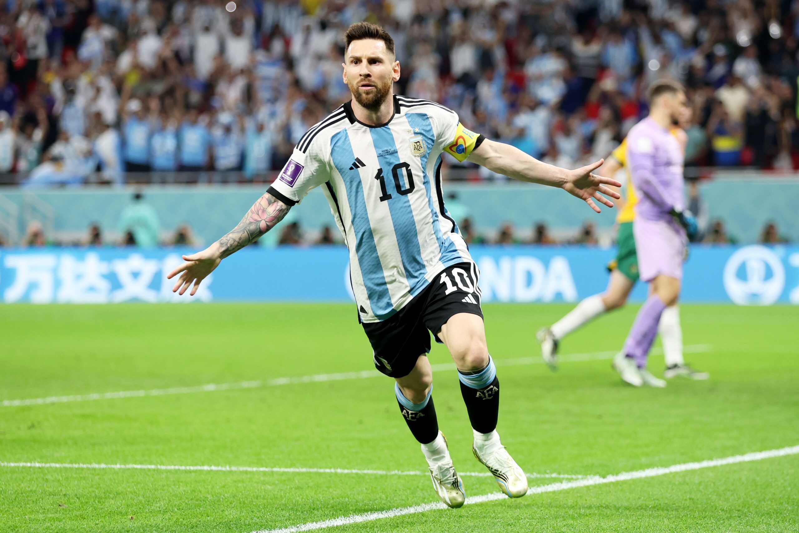 221203200749-lionel-messi-celebrating-argentina-australia-tease