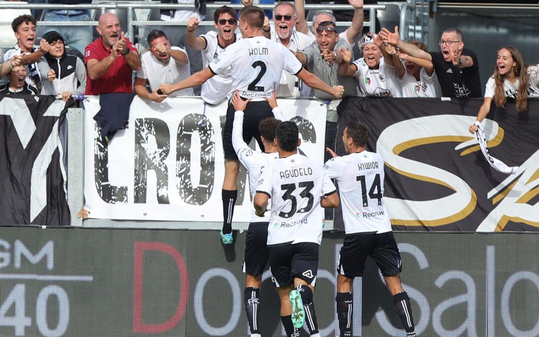 Lo Spezia si allena in vista della sfida contro il Napoli