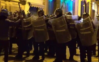 Napoli, ultras azzurri si ammassano davanti all’hotel dei tedeschi