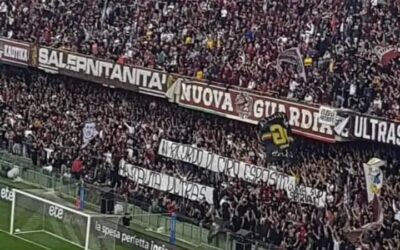 Salernitana, striscione per Ciro Esposito in Curva Sud