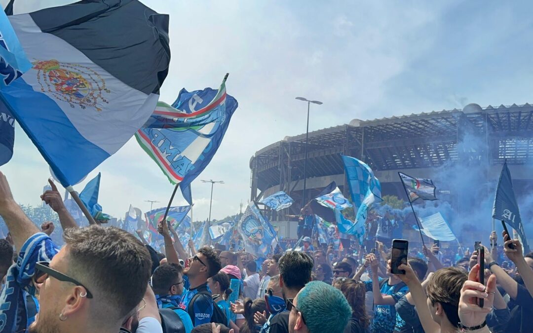 La festa del Napoli è stata un Superbowl all’italiana