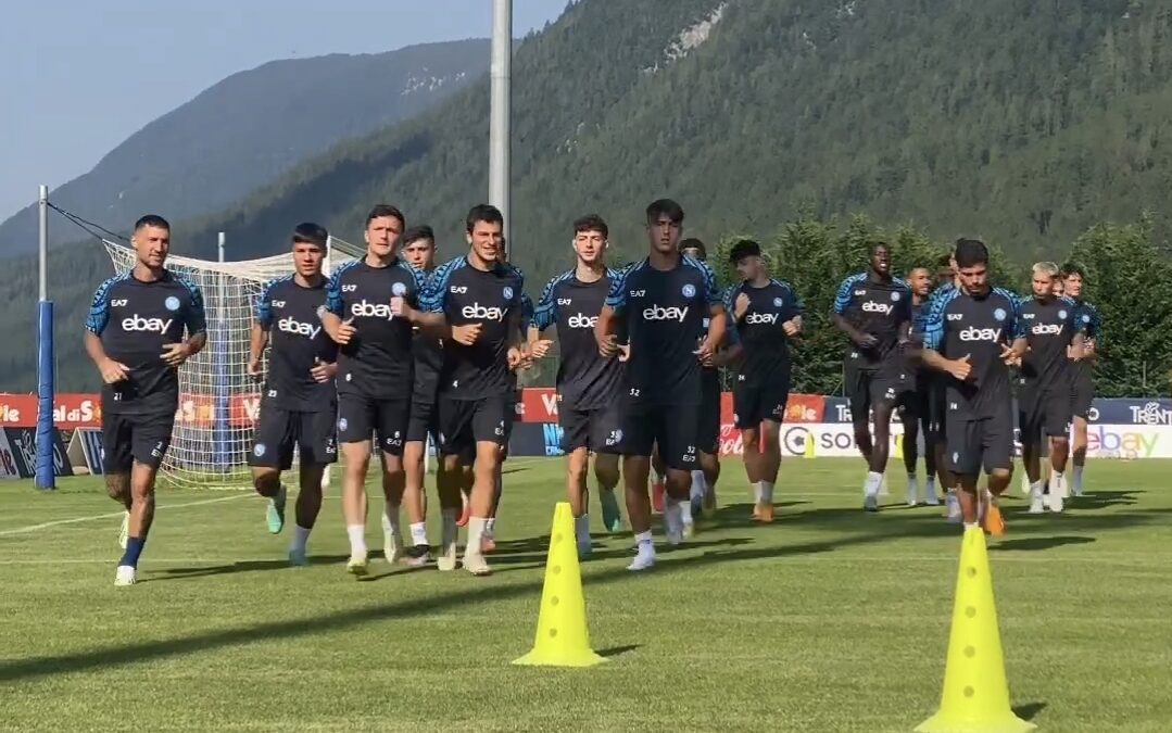 Amichevoli Napoli solo a pagamento: in tv disponibili in Pay per View