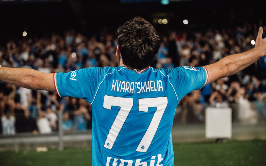 Kvaratskhelia: “Grato a Napoli per il suo amore, ora voglio la Champions”