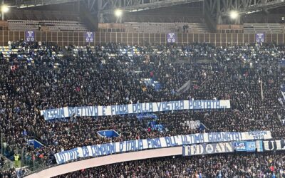 Napoli-Inter, la carica dei tifosi azzurri: “Lottate da campioni d’Italia fino all’ultima giornata”