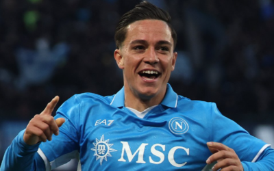 Raspadori regala la testa della classifica al Napoli e a Conte, Venezia KO al Maradona
