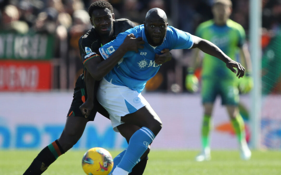 Il Napoli spreca e il Venezia strappa un punto, gli azzurri non allungano in classifica